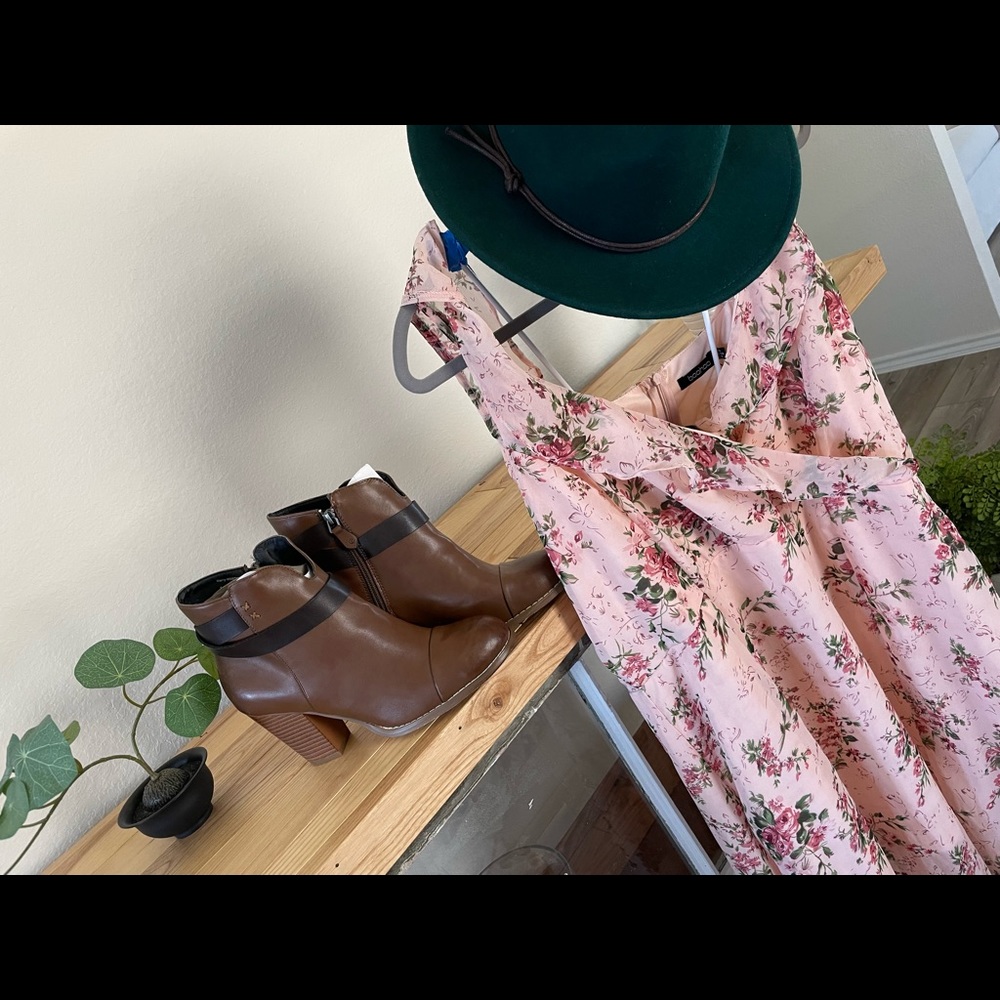 Boohoo Cold Shoulder Maxi Dress - BNWT